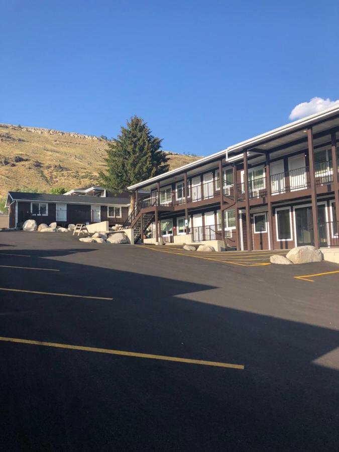 The Roosevelt Hotel - Yellowstone Gardiner Extérieur photo