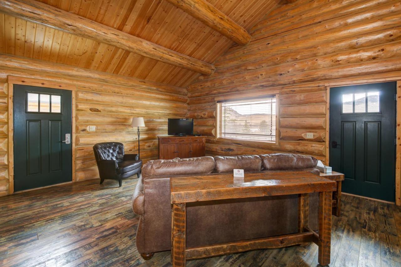 The Roosevelt Hotel - Yellowstone Gardiner Extérieur photo