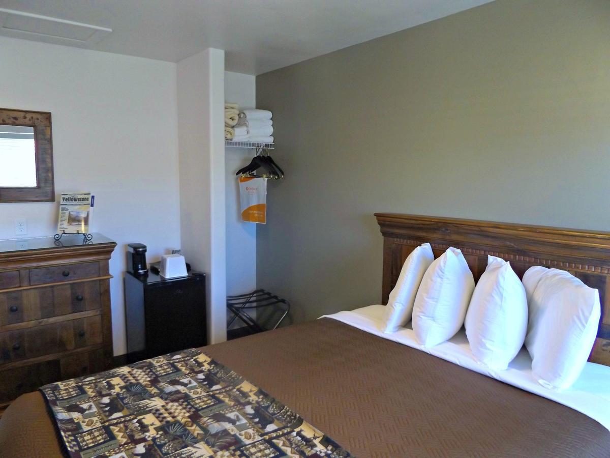 The Roosevelt Hotel - Yellowstone Gardiner Extérieur photo
